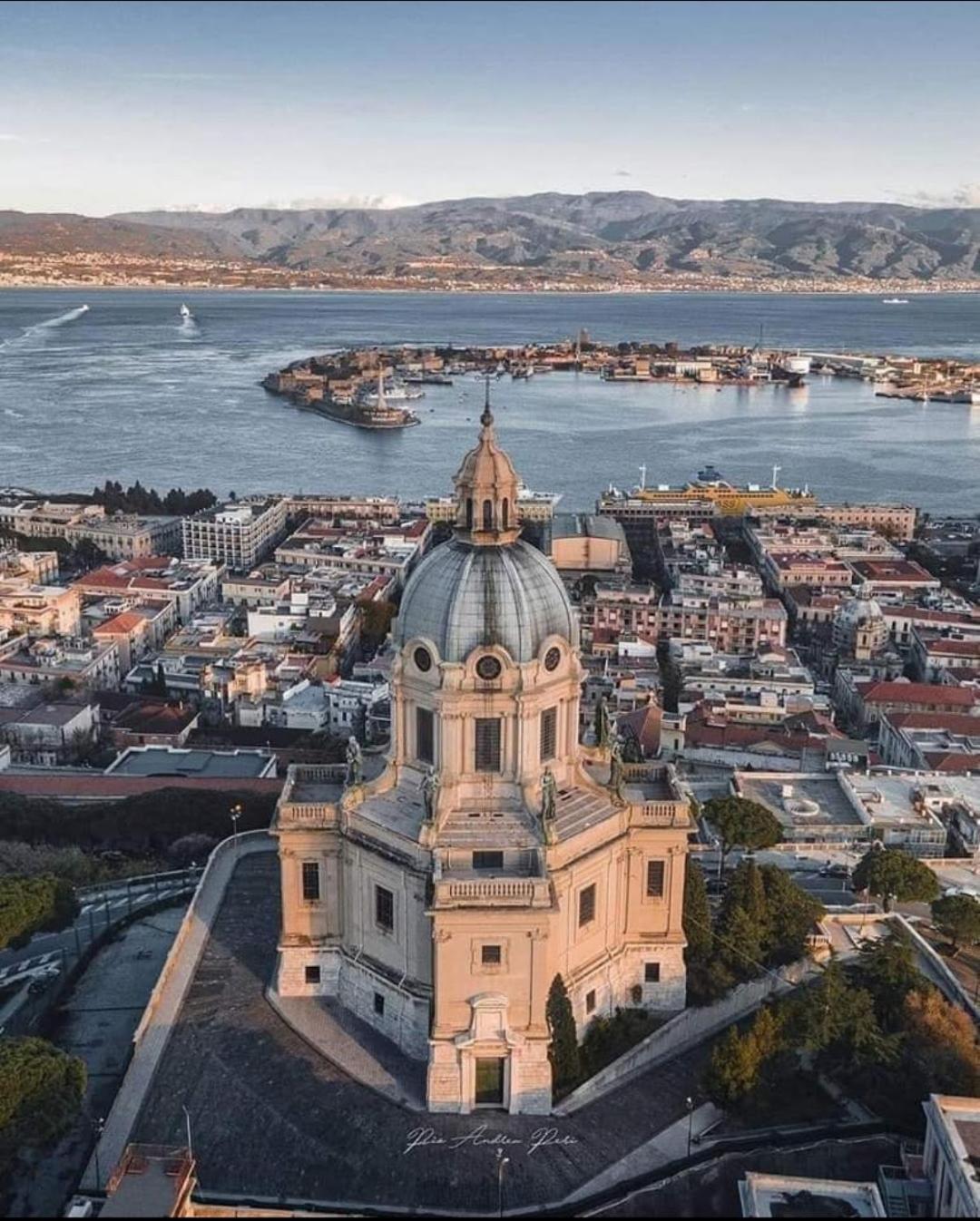 Suleima B&B Messina Centro Kültér fotó