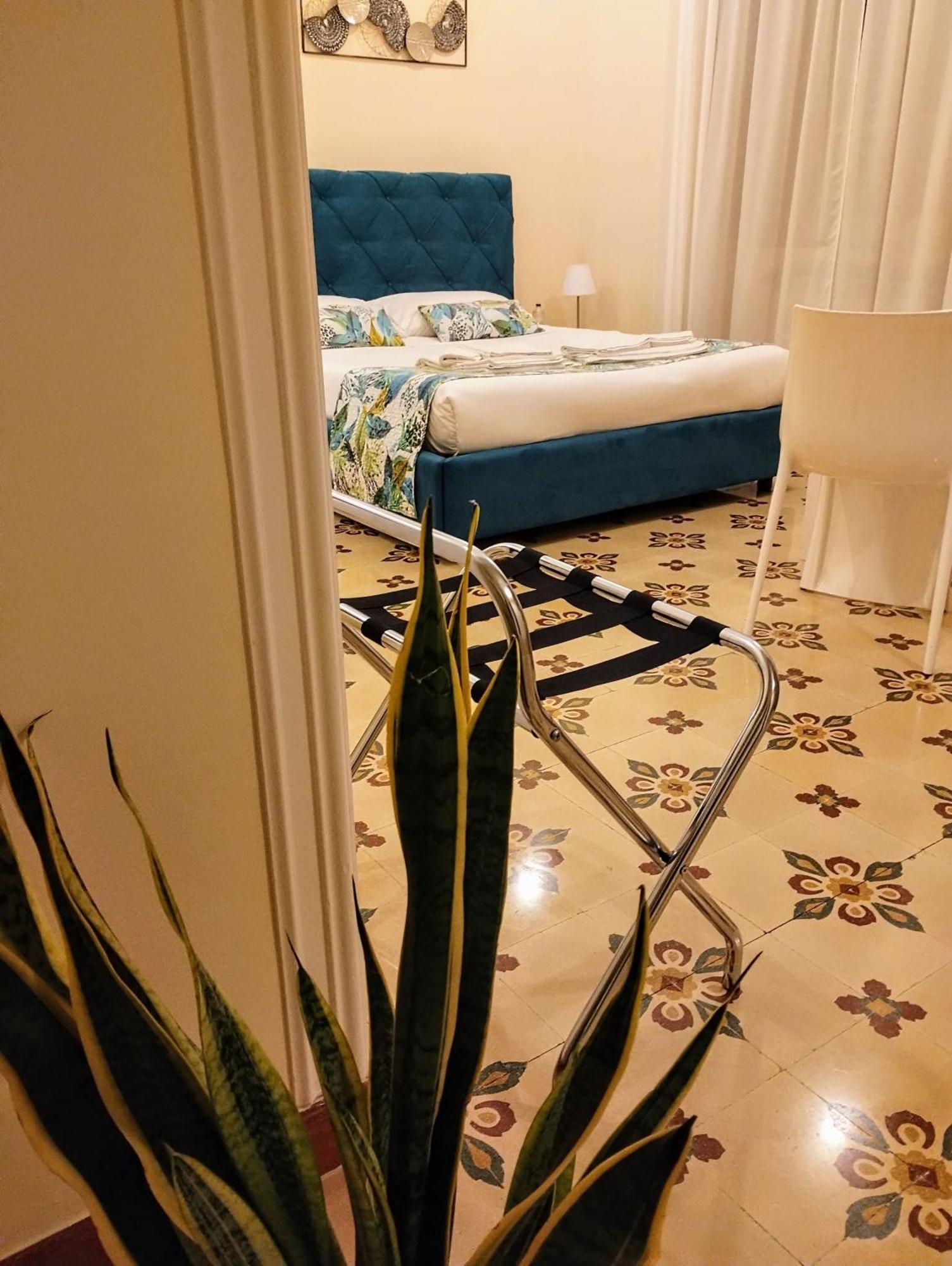 Suleima B&B Messina Centro Kültér fotó